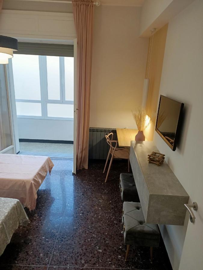 Casa Di Noemi - Seafront With Parking Διαμέρισμα Σαβόνα Εξωτερικό φωτογραφία